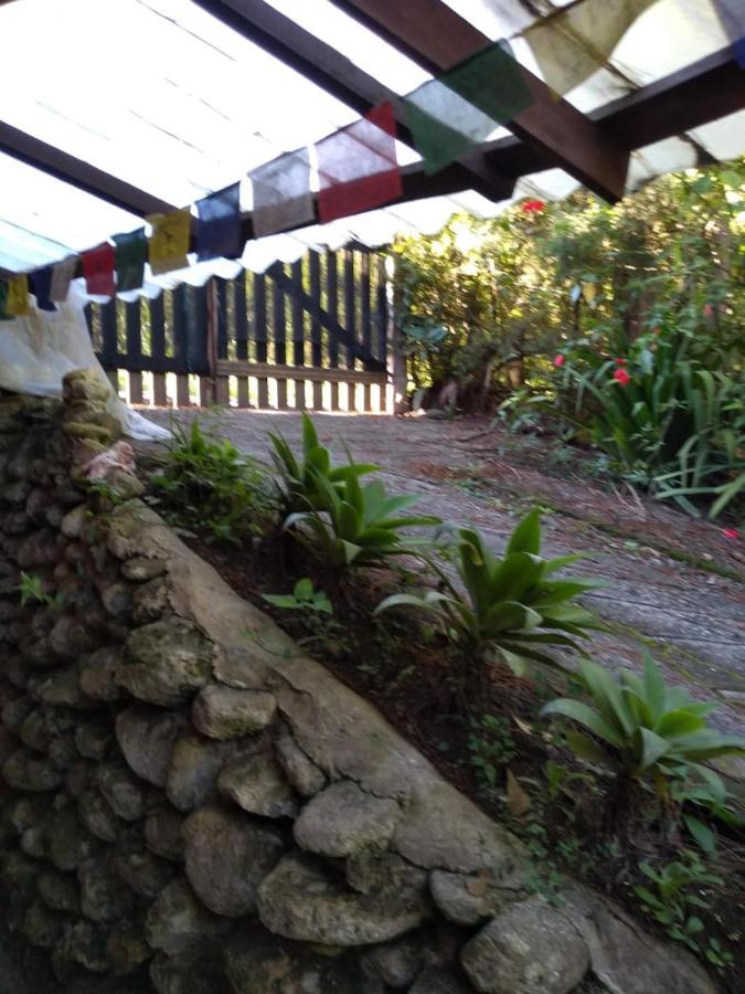 Hospedagem Namaste วิสกอนจิ จิ เมาอา ภายนอก รูปภาพ